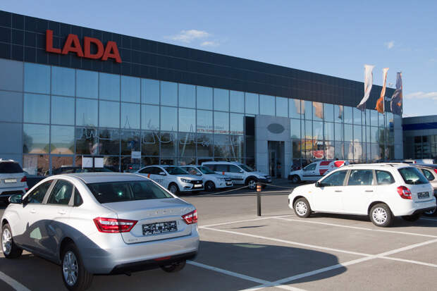 Хакурате 648 майкоп. Авто эксперт автосалон. Автосервис майкоп. Автосалон майкопе лады. Юг авто майкоп.