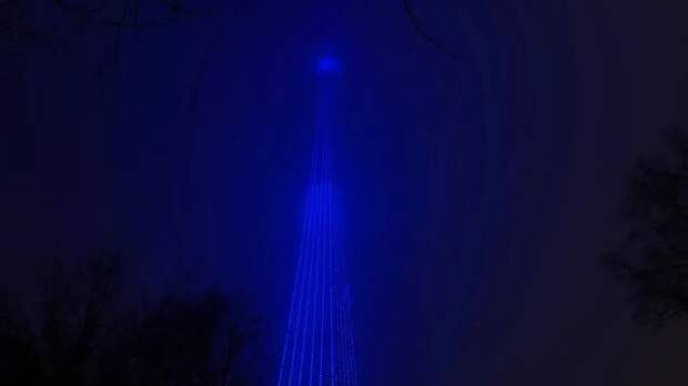 Казанская телебашня изменила подсветку на синий цвет в День информирования об аутизме