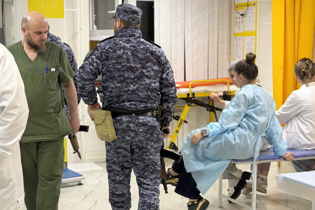 Суд решил судьбу напавшего на врачей в больнице Махачкалы россиянина