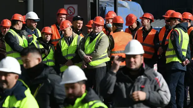 Экономист Остапкович прокомментировал ситуацию с дефицитом трудовых ресурсов на стройках столицы