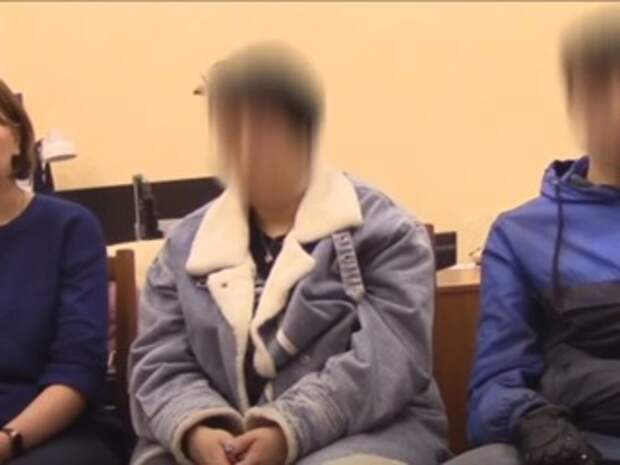 Арест в школе. Убийство в школе подростком. Эвакуация в школе. Звонок о минировании школы. Террористы в школе саратова.