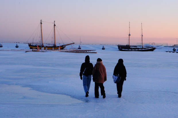 Финский залив полностью покрылся льдом впервые за 15 лет