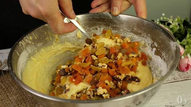 Неужели он постный? Да, это так. Самый вкусный, быстрый постный пирог, буквально, из ничего.