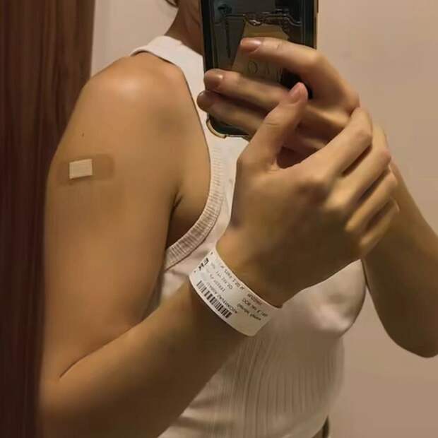 Россиянка погладила уличного кота в Таиланде и попала в больницу с подозрением на бешенство