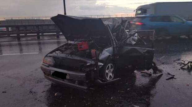 Три человека пострадали в ДТП на Киевском шоссе в Москве