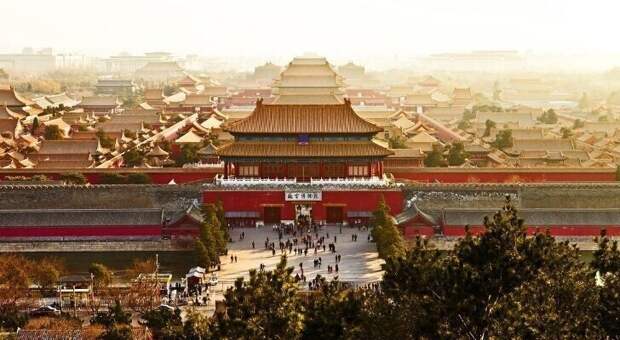 Самый большой дворец в мире находится в Китае