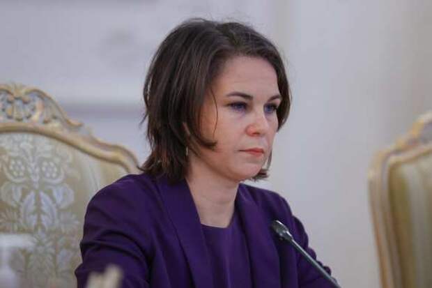 В ФРГ рассказали, сколько миллиардов евро передали Киеву с начала СВО | Русская весна