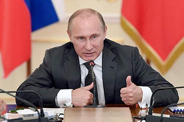 Путин назвал негативную резолюцию Европарламента по российским СМИ деградацией демократии