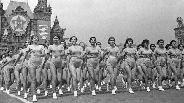 Как выглядели женщины в СССР