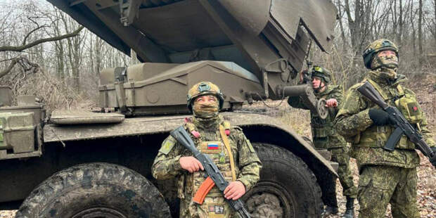 ВС РФ сожгли резервы ВСУ на переброске в Купянск, карта боевых действий на вечер 25 декабря