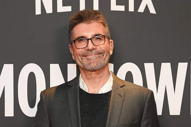 Известный телеведущий захотел разыграть коллег в студии шоу и купил «бомбы-вонючки»