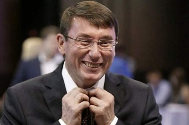 Луценко натравил СБУ на Харьков: как спецслужба устроила ноу-хау для «пятой колонны», или Гранаты приносим — деньги жены уносим