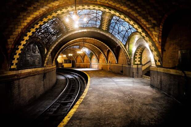 Samye-krasivye-stantsii-metro 25