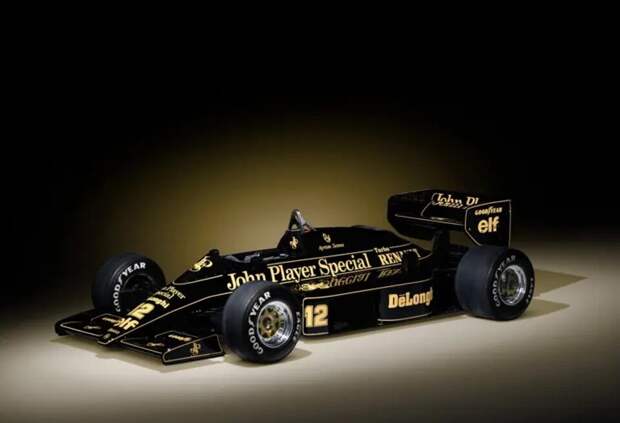 На аукцион выставили победоносный болид Айртона Сенны