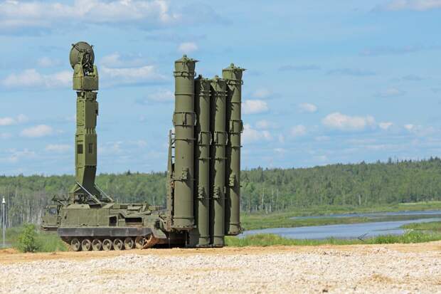 «Всеядное животное»: немецкие СМИ высоко оценили российский ЗРК С-500