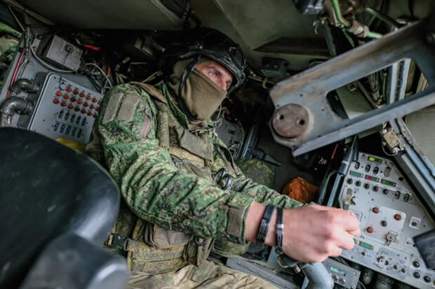 ВС РФ уничтожили самоходку Paladin производства США