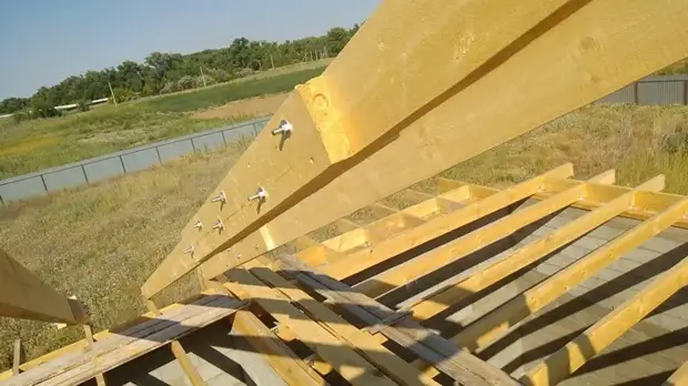 Сращивание стропил по длине: 7 частых ошибок, которые сказываются на надежности