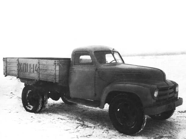 Экспериментальный грузовик УАЗ-302, 1950 год. | Фото: autowp.ru.