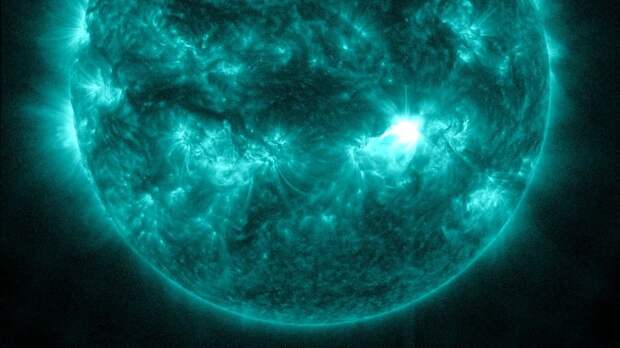 8 августа на снимках, сделанных обсерваторией НАСА «Солнечная динамика» (SDO), ученые, возможно, увидели сотни отдельных солнечных пятен