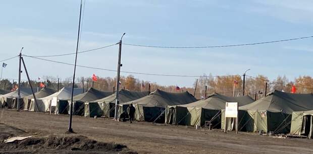 Что не попало в СМИ. Алтайский министр показала, что на самом деле увидела в лагере мобилизованных в Омске