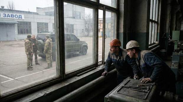 «СТРАНА.ua»: уклонисты скрываются от ТЦК, работая и проживая на предприятиях