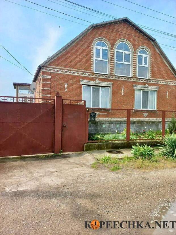 Дом в селе Приморское (Коска), улица Пролетарская в Мариуполе - 7 500 000 руб