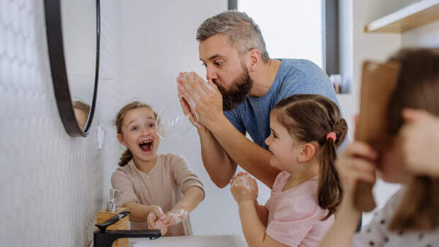 Как объяснить ребенку важность соблюдения гигиены: наука вместо нотаций