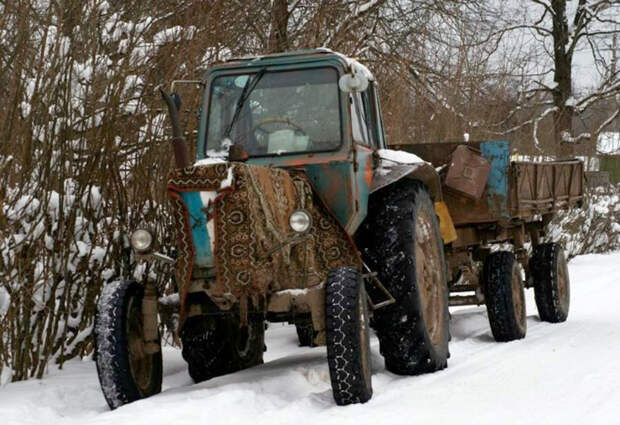 Зимний тюнинг трактора.