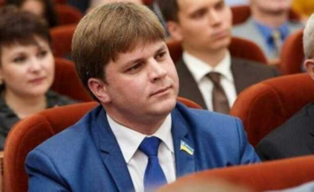 Экс-депутат Лесик через суд вернулся в горсовет Харькова