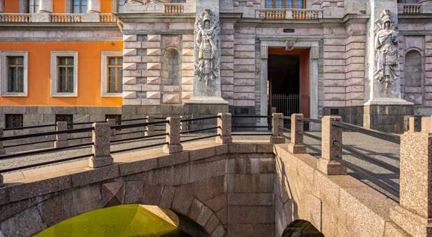 Реставрацию покоев Павла I в Русском музее оценили в 384 млн