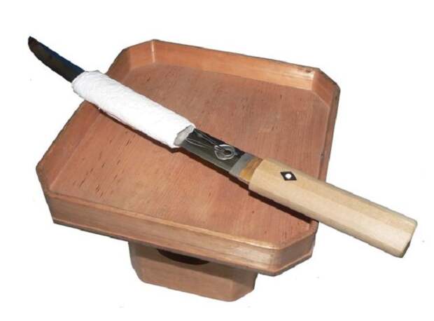 Танто - нож, подготовленный для обряда сэппуку. | Фото: thevintagenews.com.