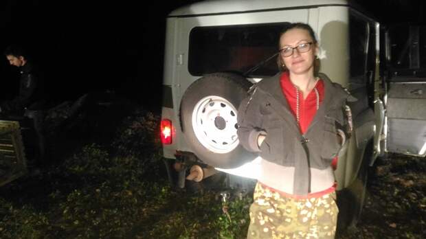 Жительница Тувы преодолела 4000 километров чтобы отвезти медвежонка в заповедник