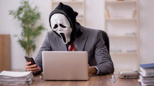 Астролог Борис Зак назвал знак, на которого откроют охоту мошенники в феврале