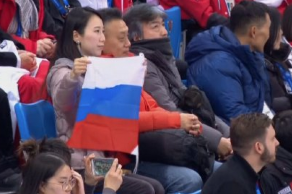 В Корее на трибунах появился российский флаг. 382890.png