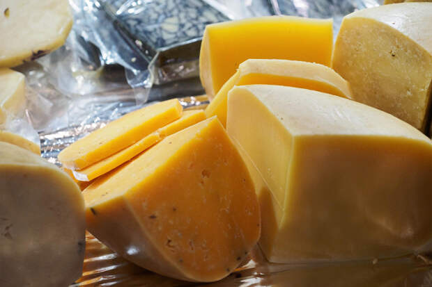 Названы провоцирующие мигрень продукты