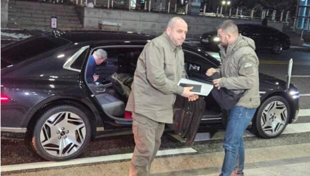 Рустем Умеров приехал в Сеул