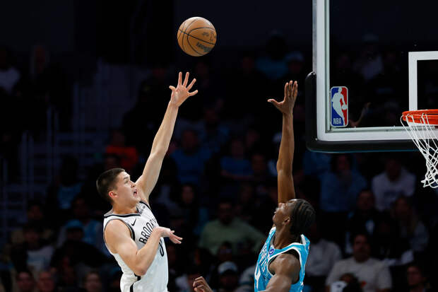 Российский форвард "Бруклина" Демин установил новый рекорд НБА