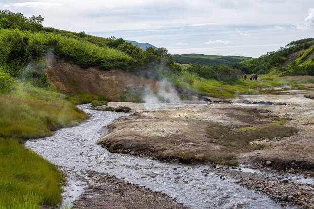 МЧС по Камчатке: на термальных источниках пропали пять человек, в их числе дети