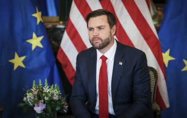 Вице-президент США предупредил Зеленского, что он пожалеет о том, что «облил грязью» Трампа | Русская весна