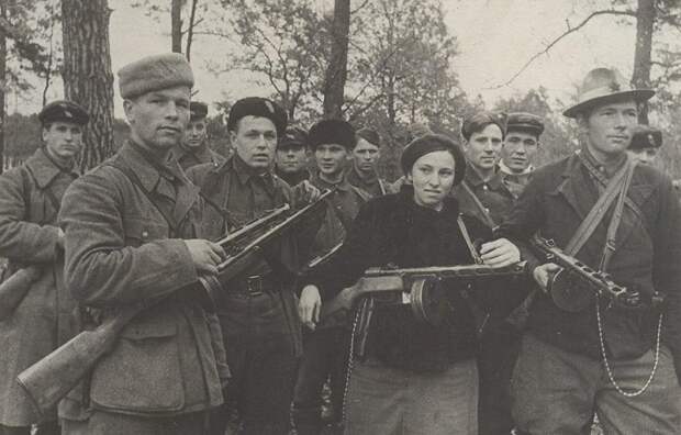 Пытки и казни Пытки и казни война, партизаны., подвиг