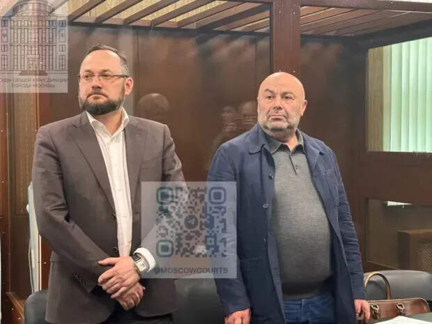 Михаил Хубутия и его адвокат