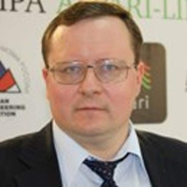 Александр Разуваев
