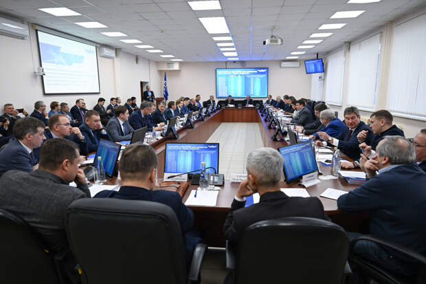 Алексей Песошин провел заседание Попечительского совета КНИТУ-КАИ