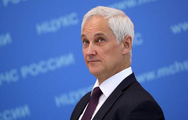 Замена Сергея Шойгу на Андрея Белоусова, человека, не связанного с военной сферой, вызвала обсуждения.-6