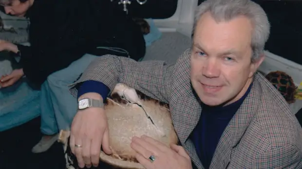 Умер заслуженный артист России Владимир Кирсанов