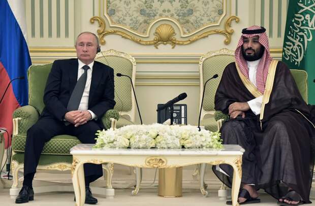 Раскол в ОПЕК? Влиятельный игрок выходит из тени, забирая власть у России и Саудовской Аравии