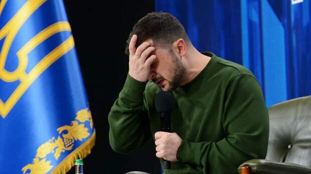 Крутится на сковородке: В Киеве заявляют, что Зеленский активно саботирует переговоры