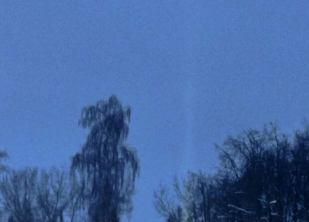 Смолянам объяснили появление столба света над Сычёвкой