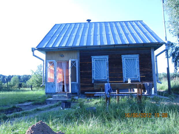 Дачная переделка: как хату на заброшенном участке в лесном заповеднике превратили в уютный дом