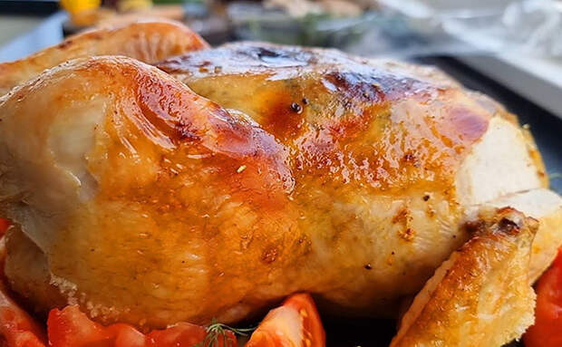 Секрет самой сочной курицы в духовке: запекаем методом «бабочки», получится вкуснее гриля